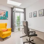 Hjs Plaza I *