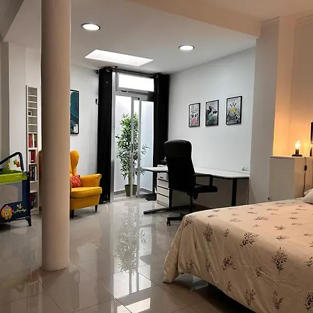 Apartament Hjs Plaza I