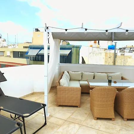 Hjs Plaza I * Las Palmas de Gran Canaria