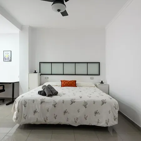 Hjs Plaza I Apartament *