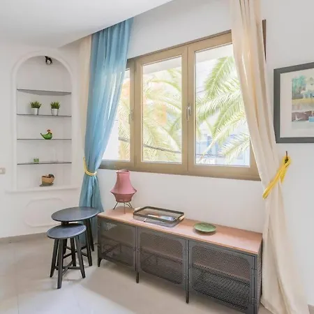 Hjs Plaza I * Las Palmas de Gran Canaria