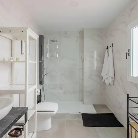 Hjs Plaza I Apartament