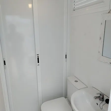 Hjs Plaza I アパート