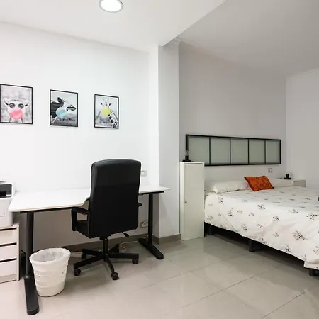 Hjs Plaza I Lejlighed *